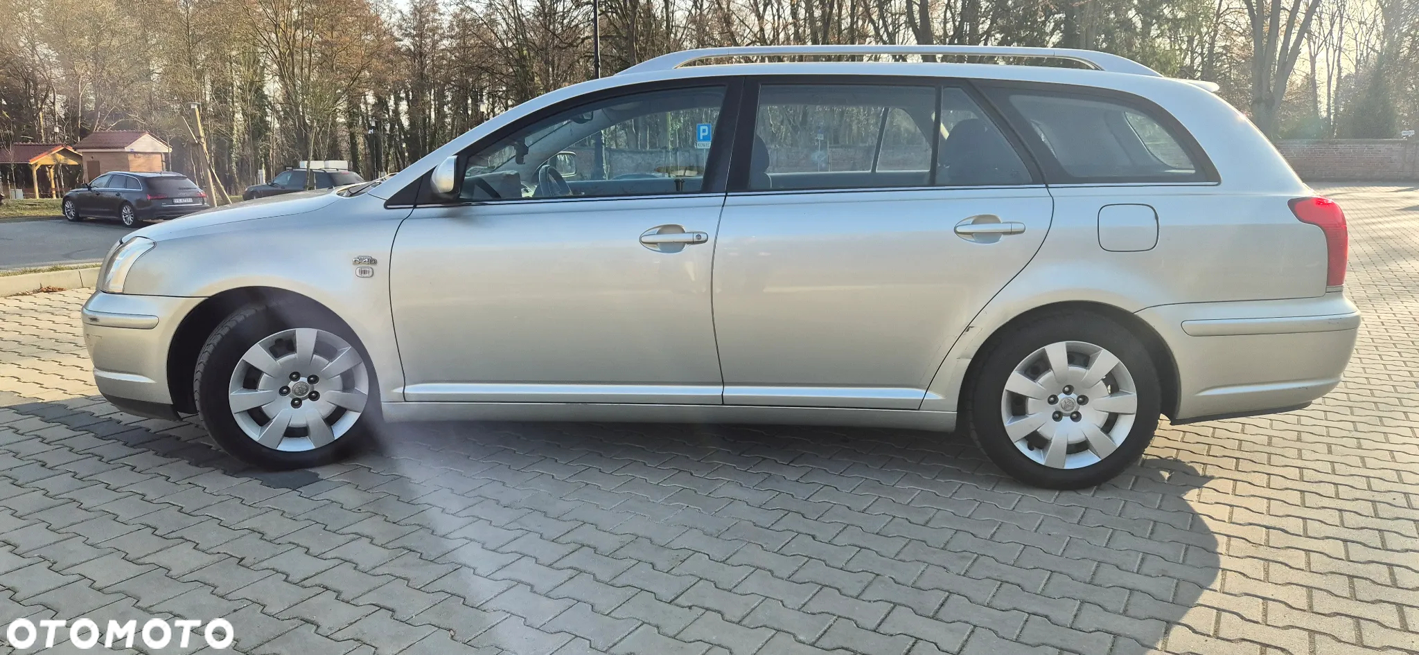 Toyota Avensis 2.0 D-4D Sol Plus - 22