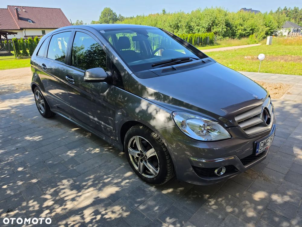 Mercedes-Benz Klasa B 180 CDI - 30