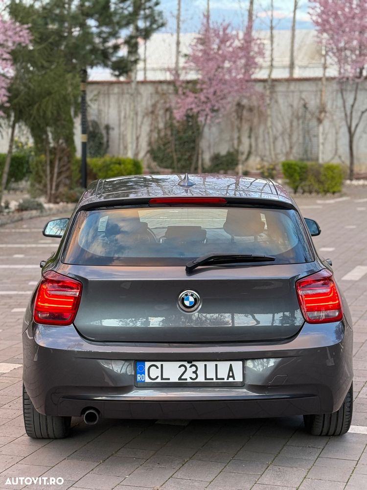 BMW Seria 1 116i Sport Line - 14
