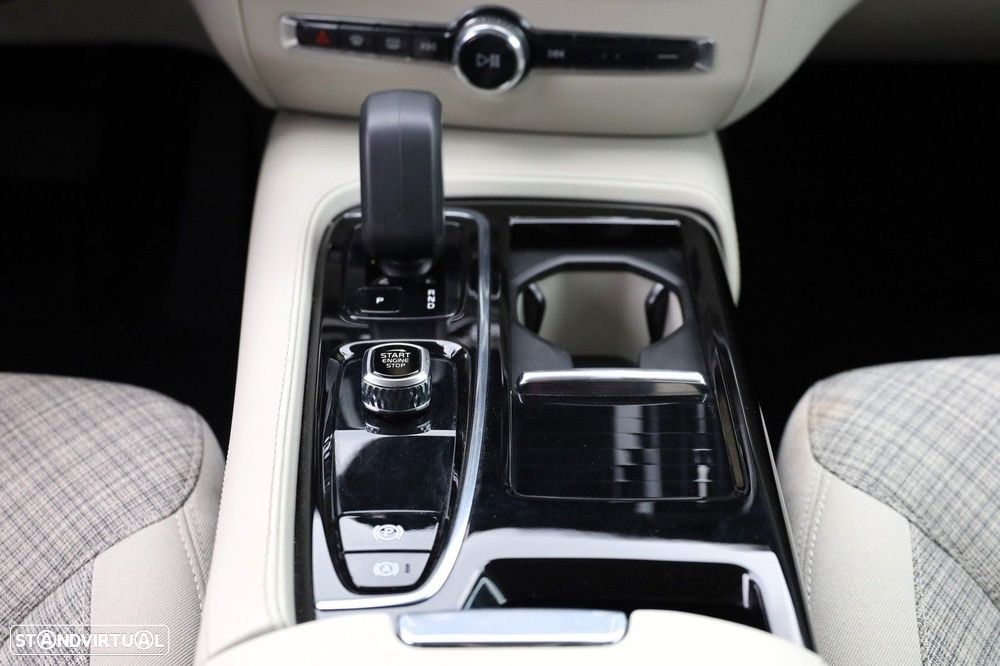 Volvo V60 2.0 T6 AWD TE Core - 21