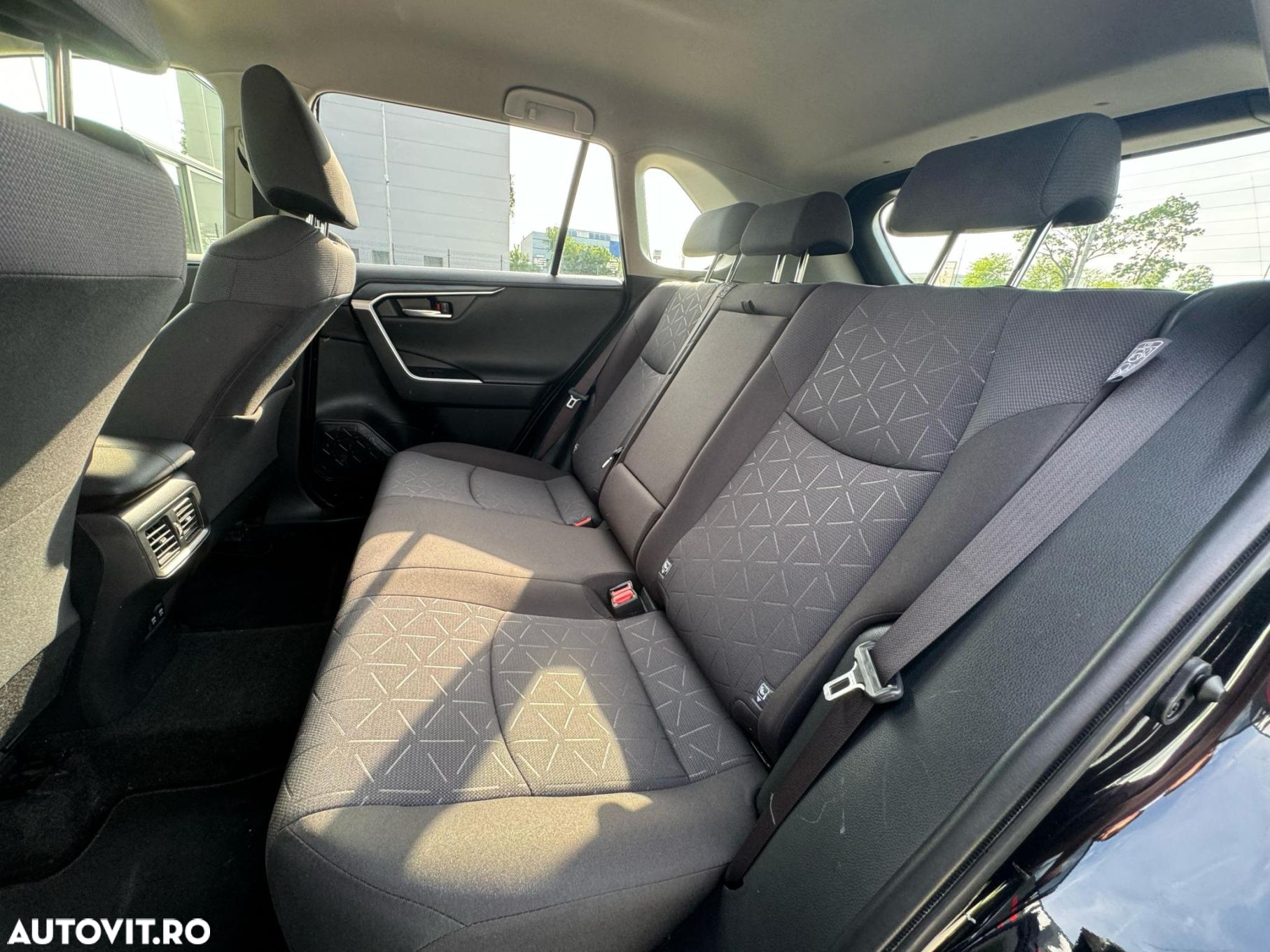 Toyota RAV4 2.0P CVT AWD Dynamic - 16