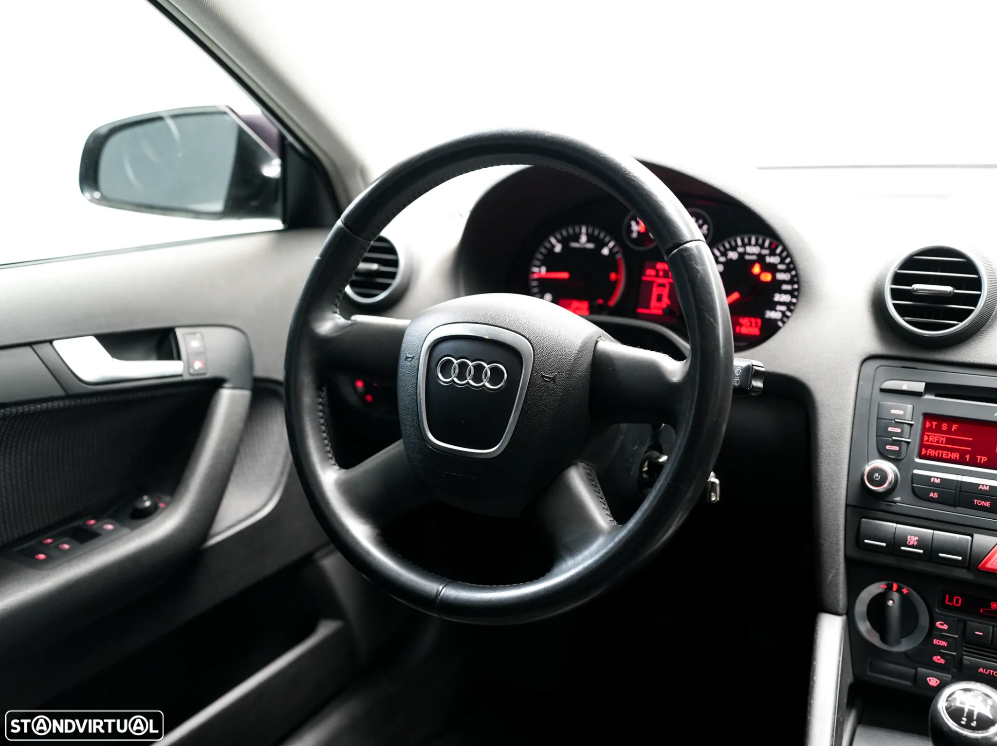 Audi A3 Sportback 1.9 TDi Attraction - 6