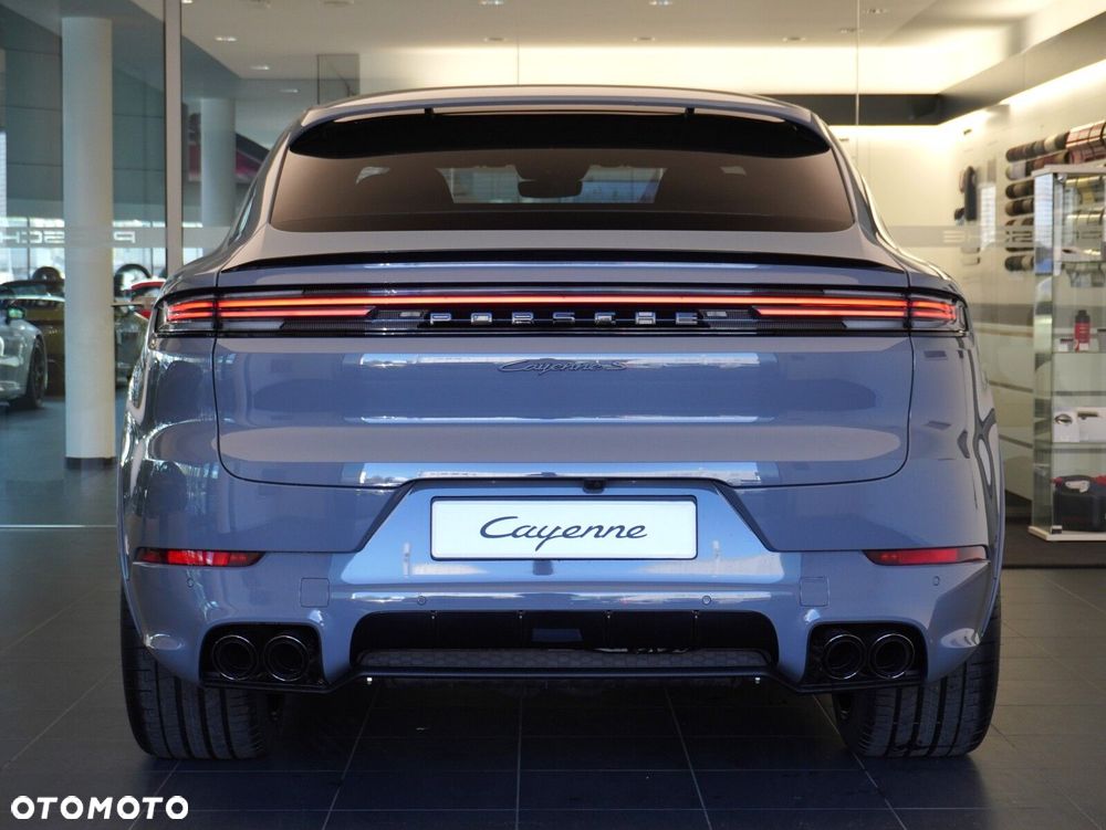 Porsche Cayenne S E-Hybrid PHEV Black Edition - 18