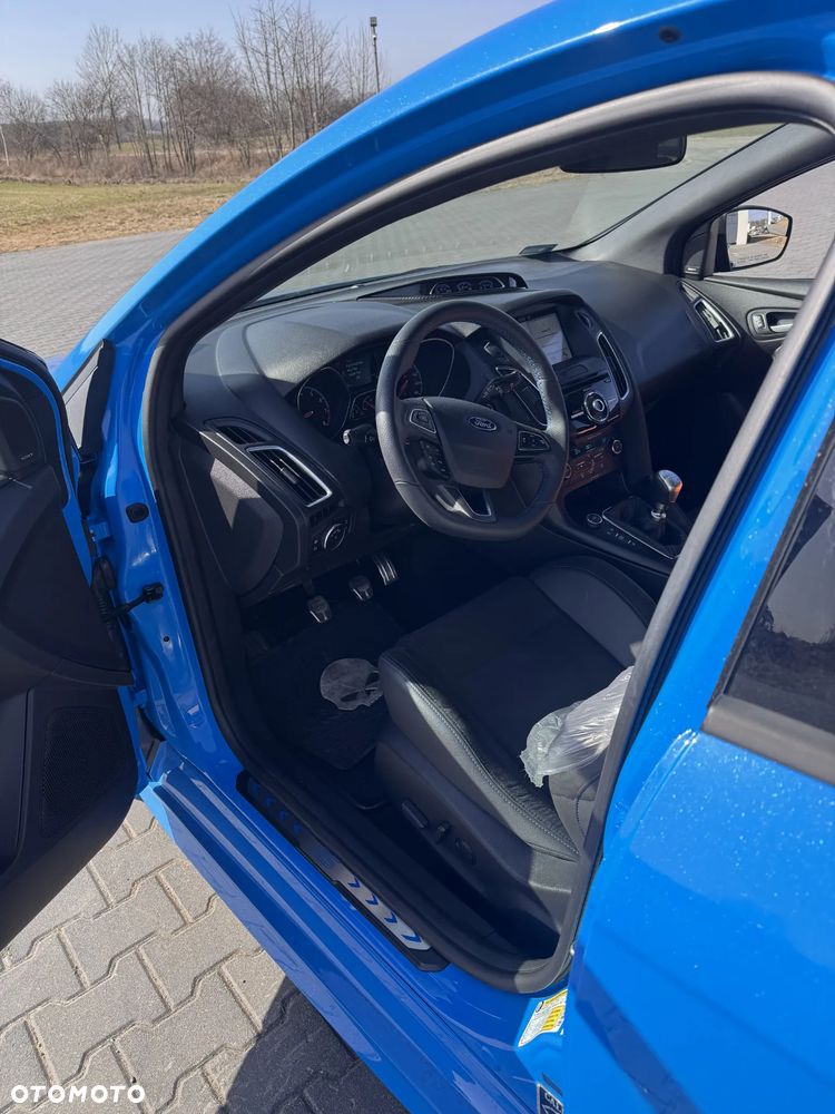 Ford Focus 2.3 EcoBoost S&S Allrad RS Blue & Black - 9