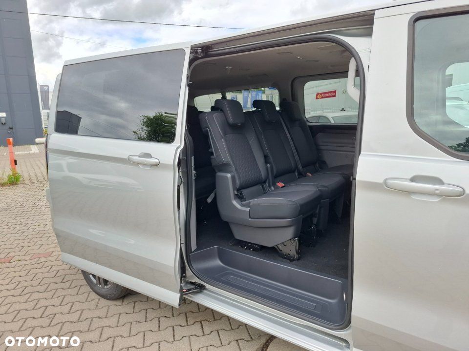 Ford Transit Custom - 13