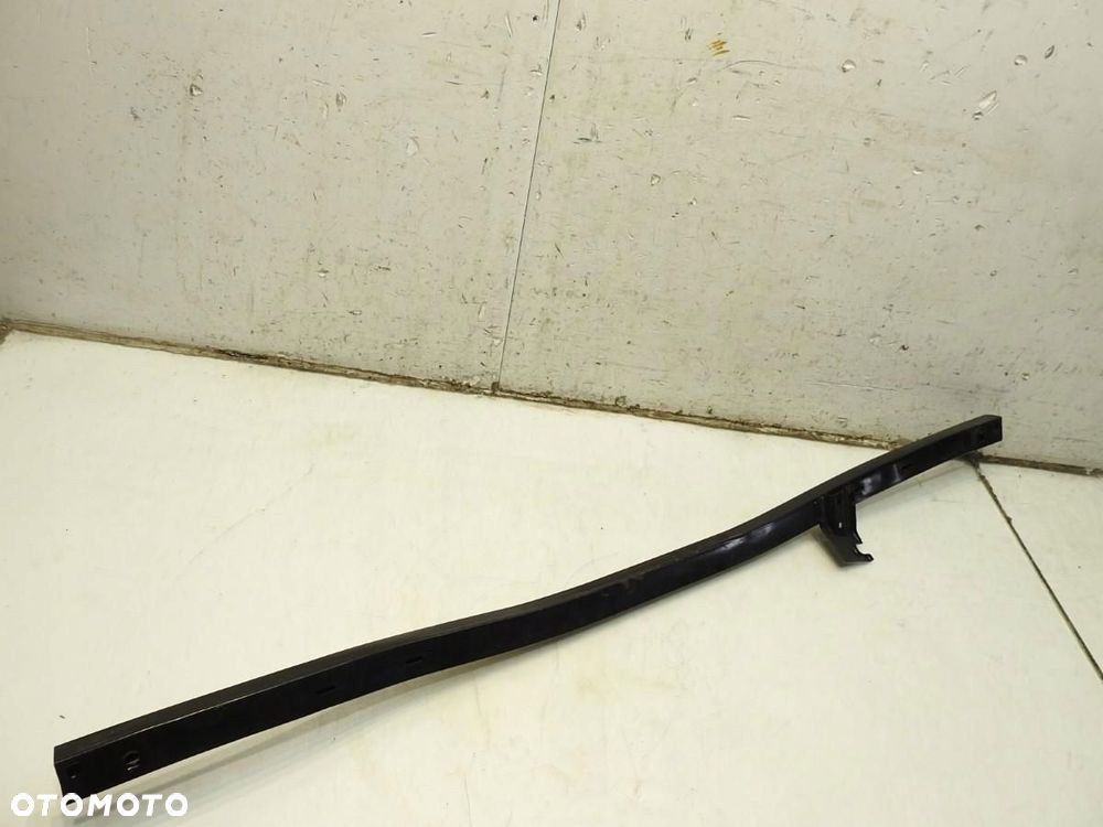 LISTWA PODSZYBIA CHRYSLER 300C - 3
