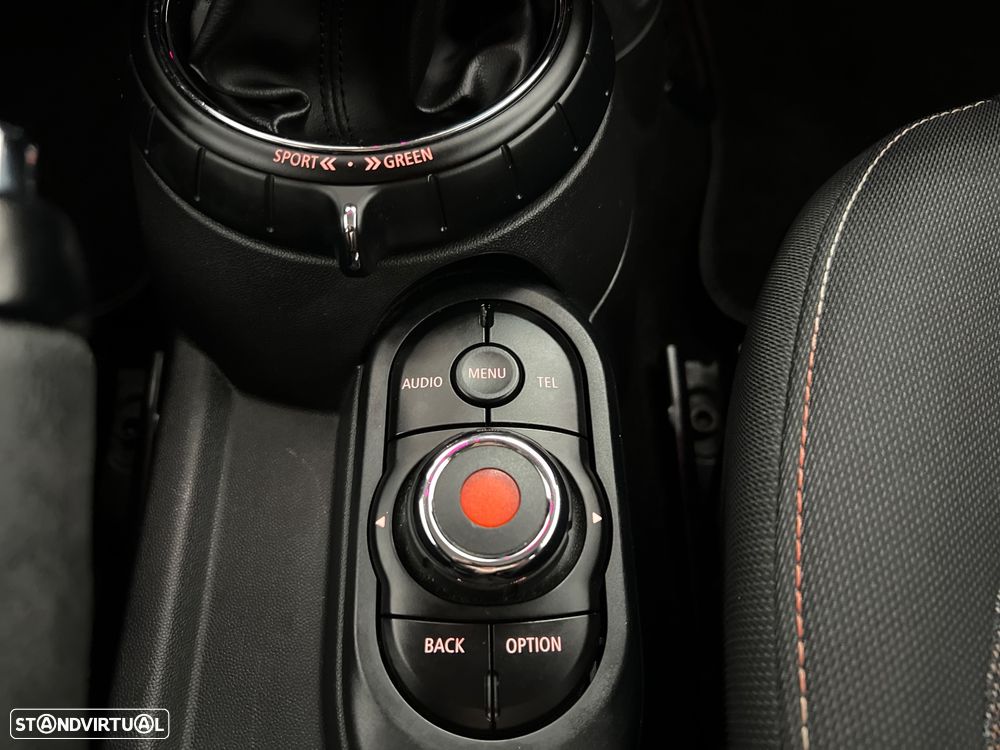 MINI 5 Portas One Auto - 17
