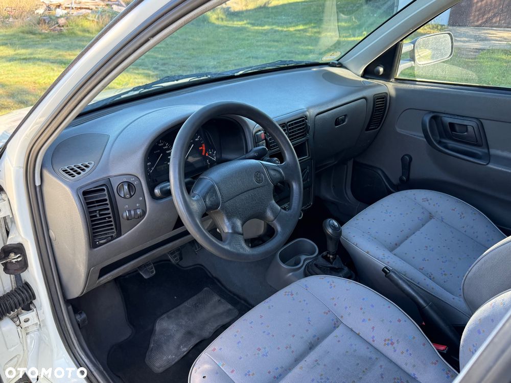 Volkswagen Caddy - 14