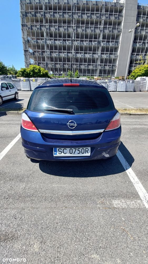 Opel Astra 1.8 - 11