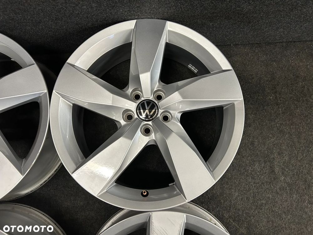 Alufelgi VW T-Cross, VW Polo, Seat Arona, Ibiza, Skoda Kamiq, Fabia 17 cali 5x100 4szt. - 8