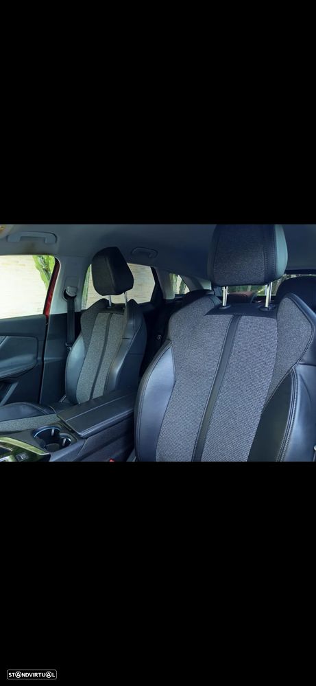 Peugeot 3008 1.5 BlueHDi Allure EAT8 - 27