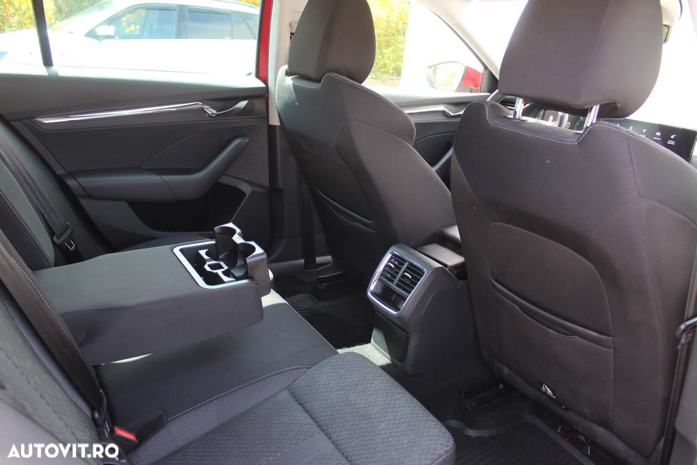 Skoda Octavia 2.0 TDI 4X4 DSG Style - 16