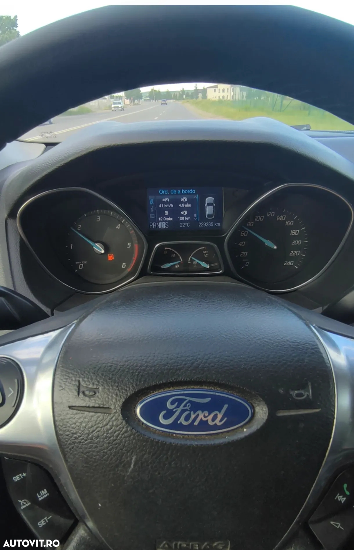 Ford Focus - 10