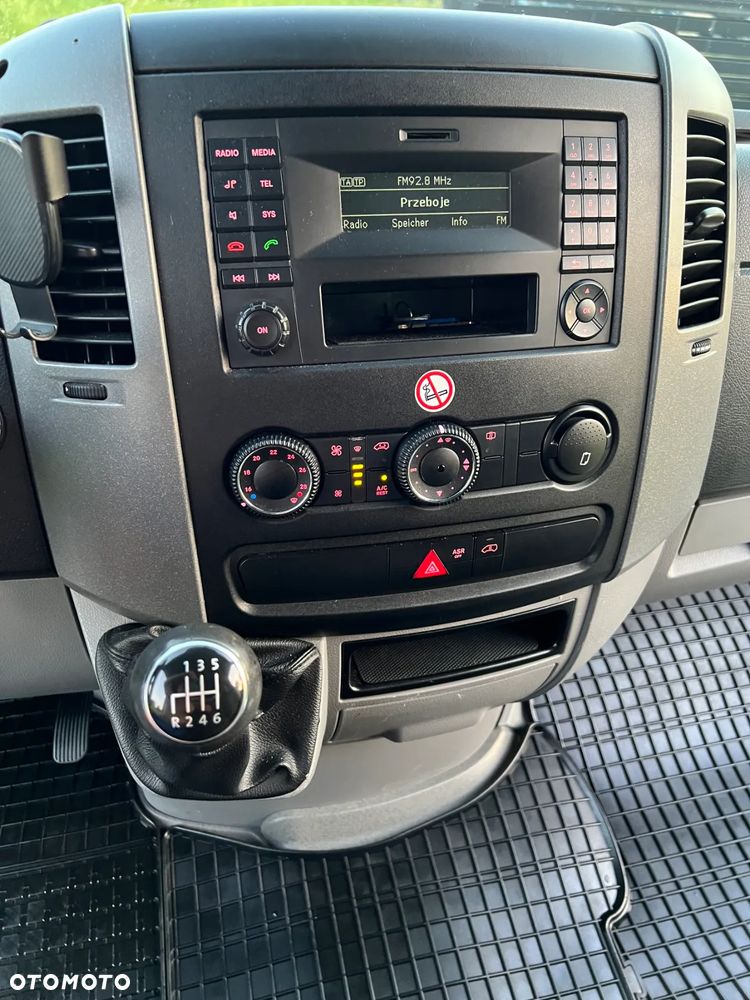 Volkswagen Crafter - 17