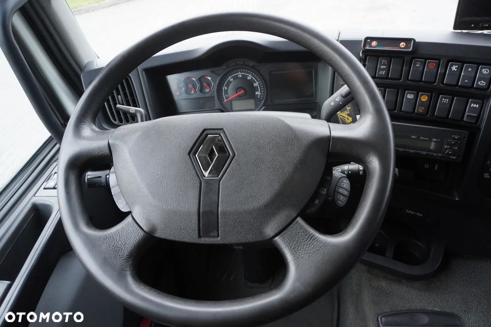 Renault C280 DTI 8 / HDS Fassi 5,6 t / Zasięg 8 m / Platforma 15 EPAL - 20