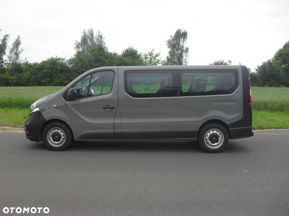 Opel Vivaro - 8