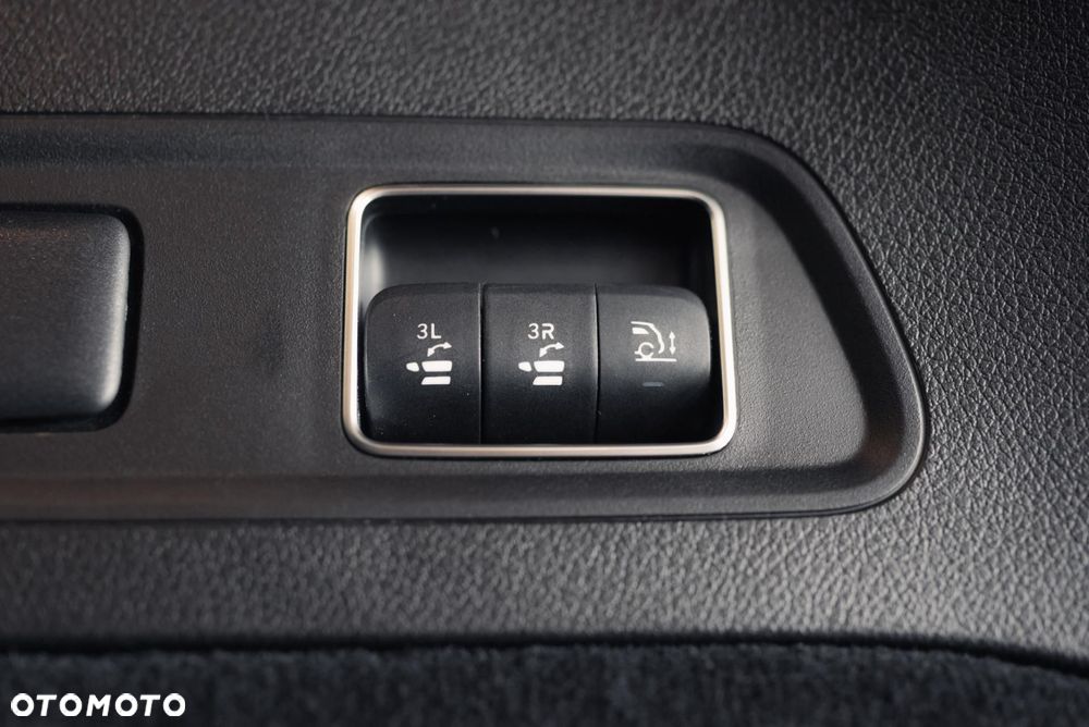 Mercedes-Benz GLS - 39