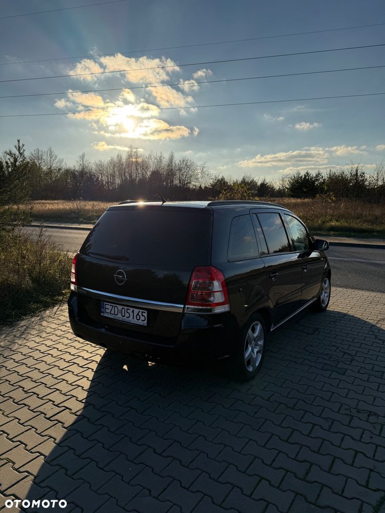 Opel Zafira 1.8 Family - 7