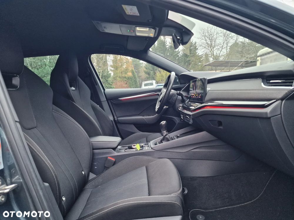 Skoda Octavia 2.0 TDI Sportline - 18