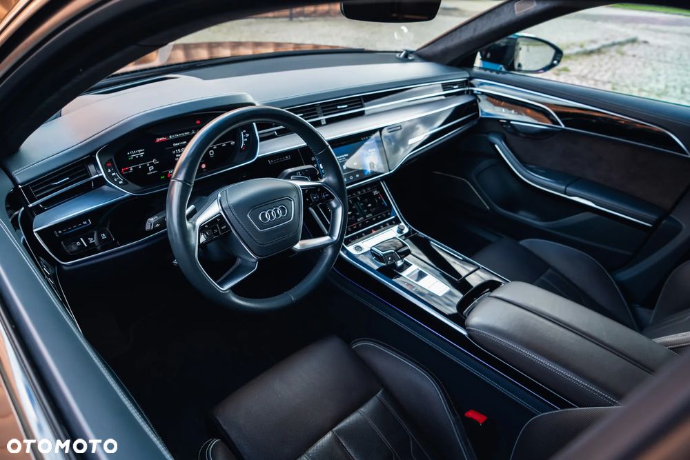 Audi A8 - 21