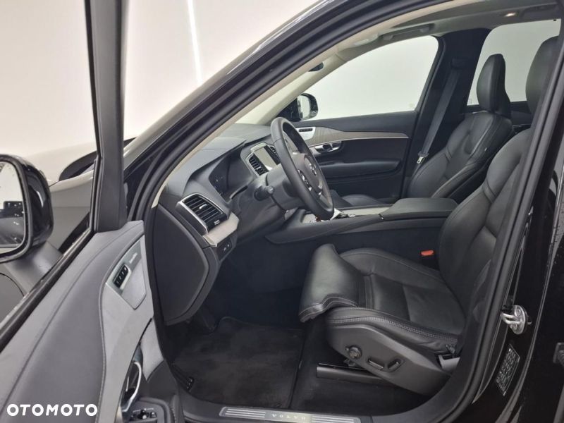 Volvo XC 90 T8 AWD Plug-In Hybrid Plus Black Edition 7os - 8