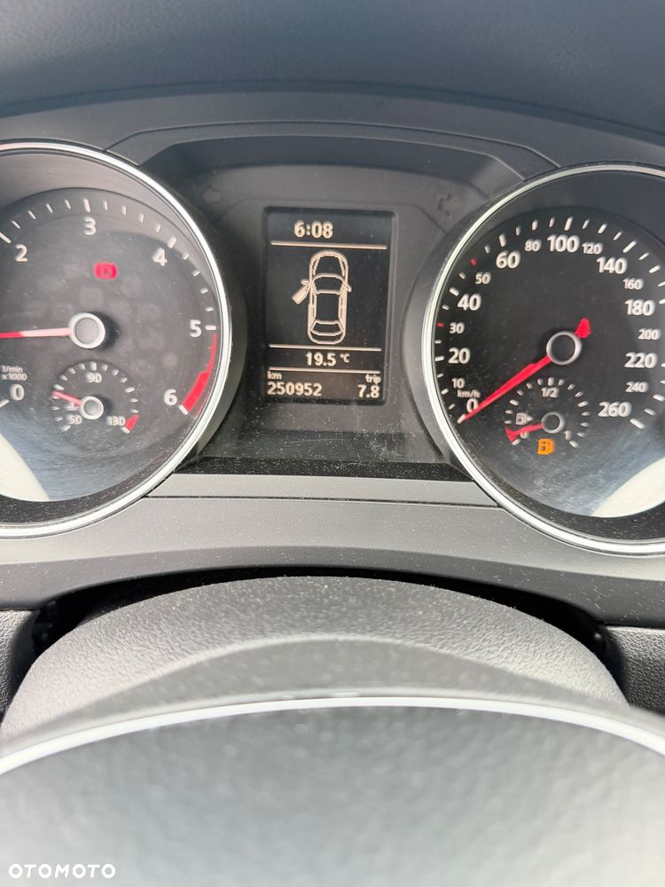 Volkswagen Jetta 2.0 TDI BlueMotion Technologie - 13