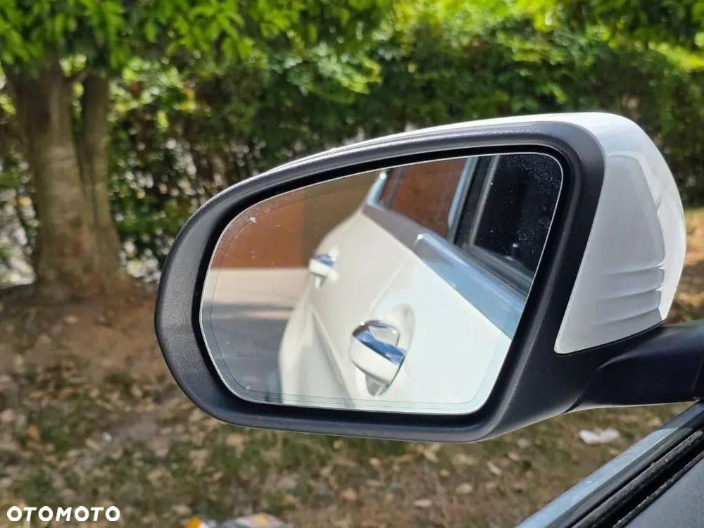 Mercedes-Benz GLC - 7