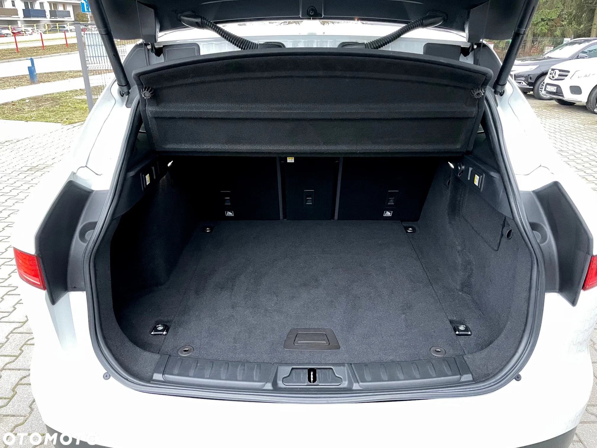 Jaguar F-Pace 35t AWD Prestige - 22