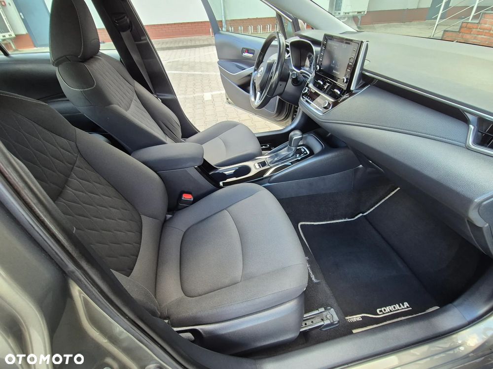 Toyota Corolla - 17