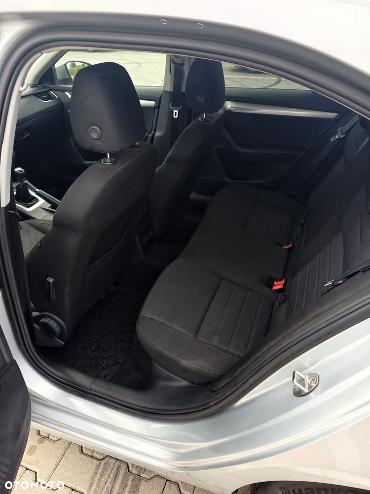 Skoda Octavia 2.0 TDI Style - 18
