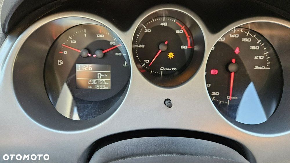 Seat Altea XL 1.6 TDI DPF CR Ecomotive Reference - 16