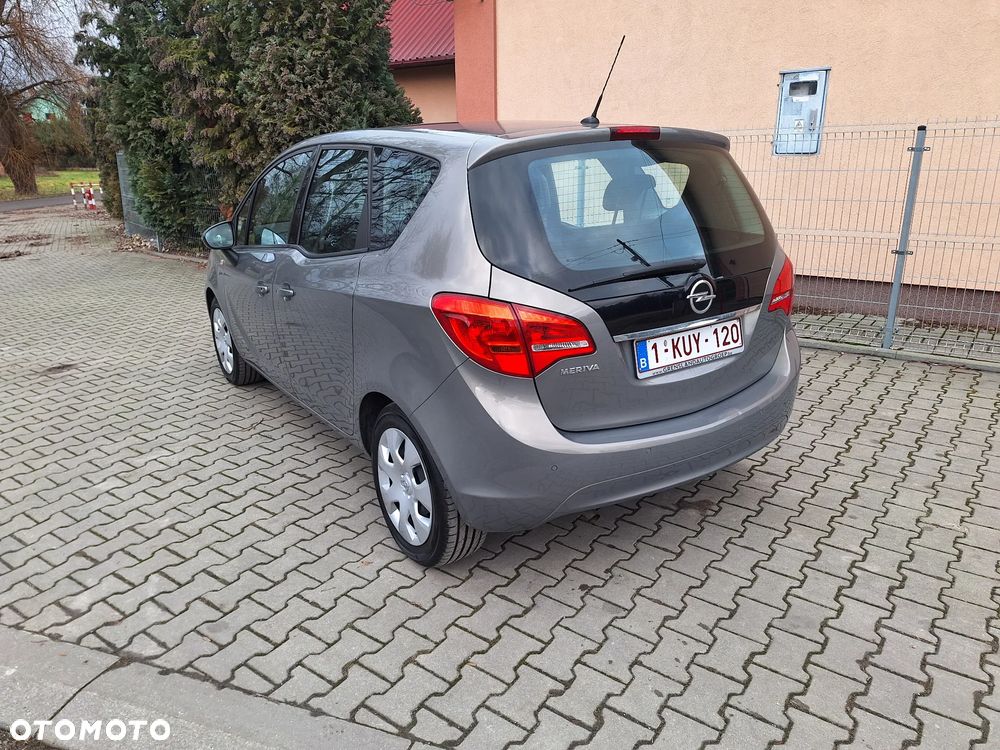 Opel Meriva - 11