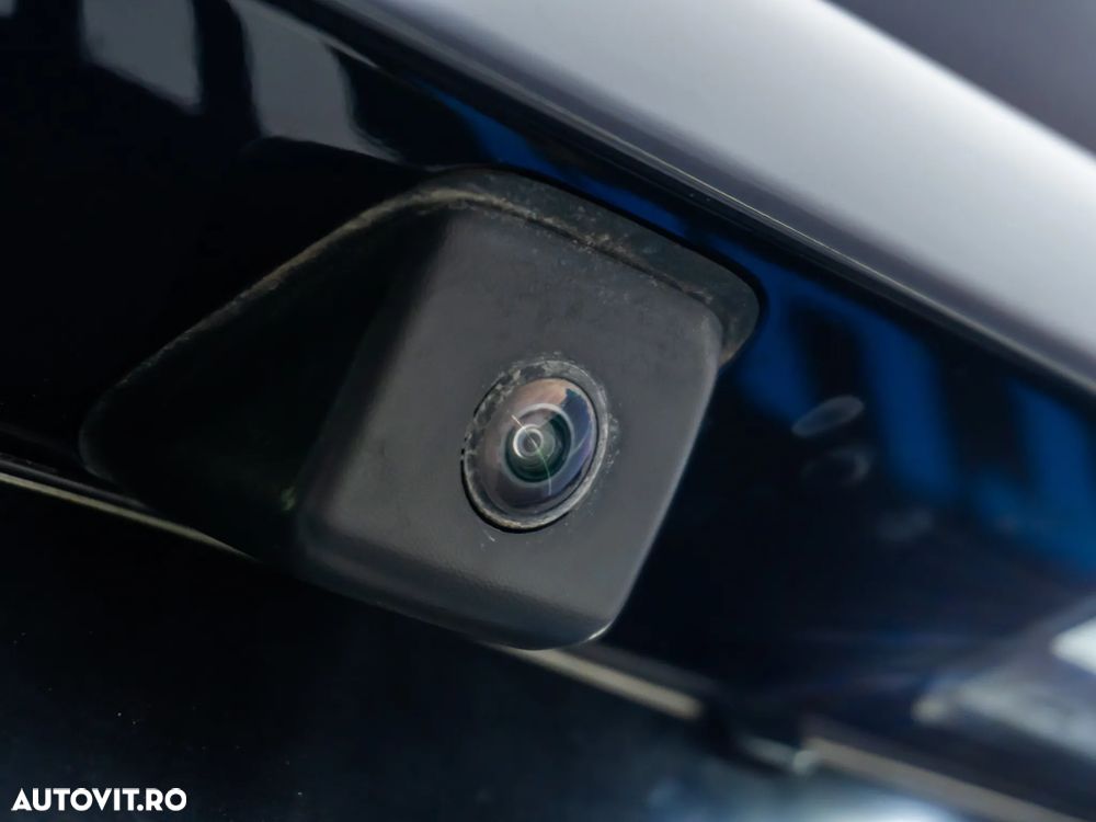 Peugeot 508 Plug-In Hybrid 225 e-EAT8 GT - 18