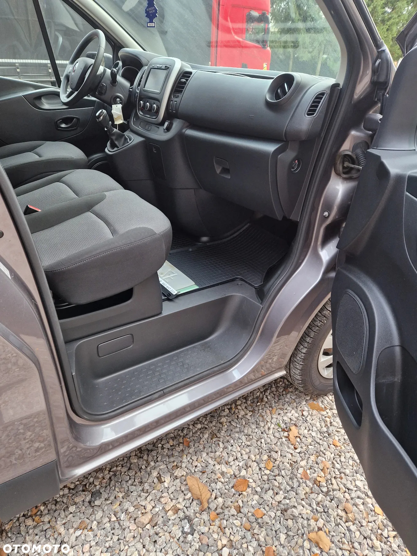 Renault Trafic dCi 120 Combi Life - 9