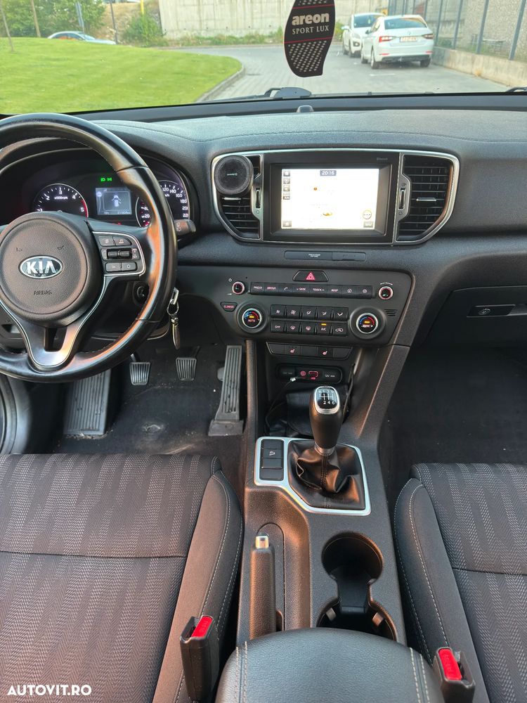 Kia Sportage 2,0 CRDI 2WD Vision - 17