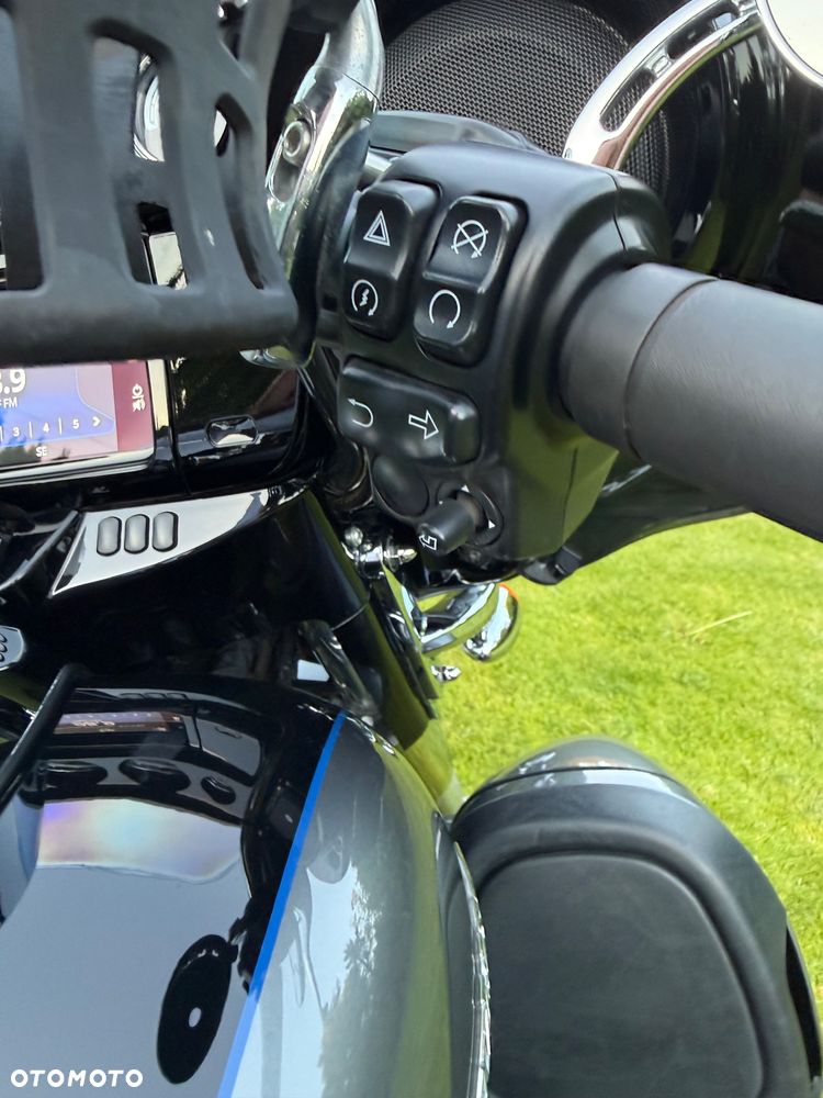 Harley-Davidson Touring Ultra Limited - 23