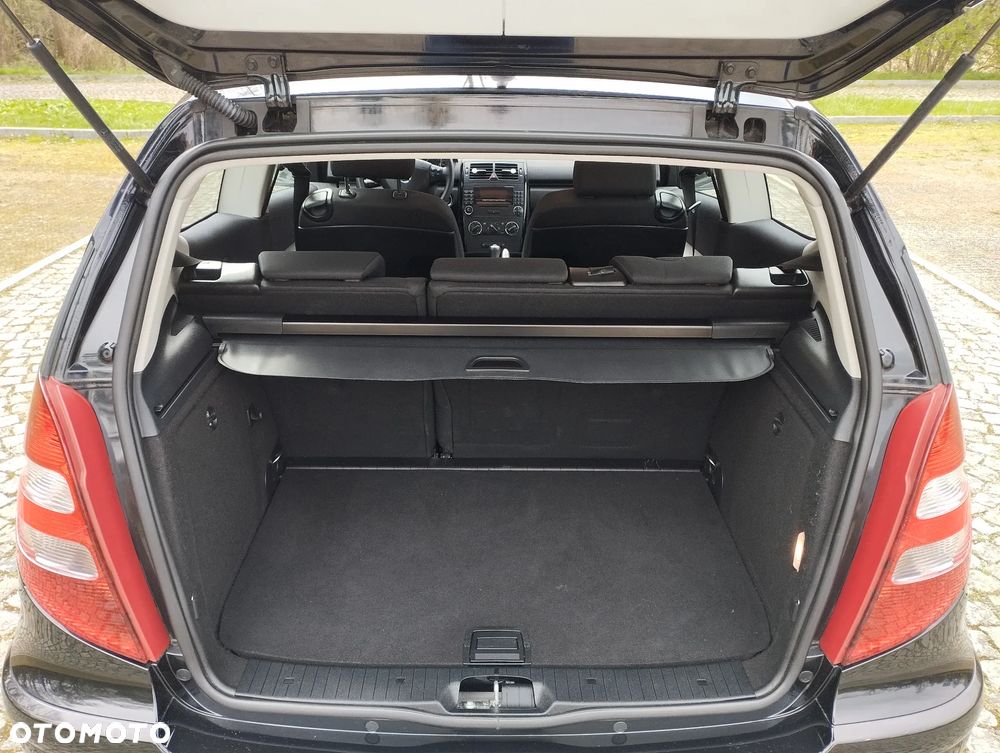 Mercedes-Benz Klasa A 150 Autotronic Elegance - 21