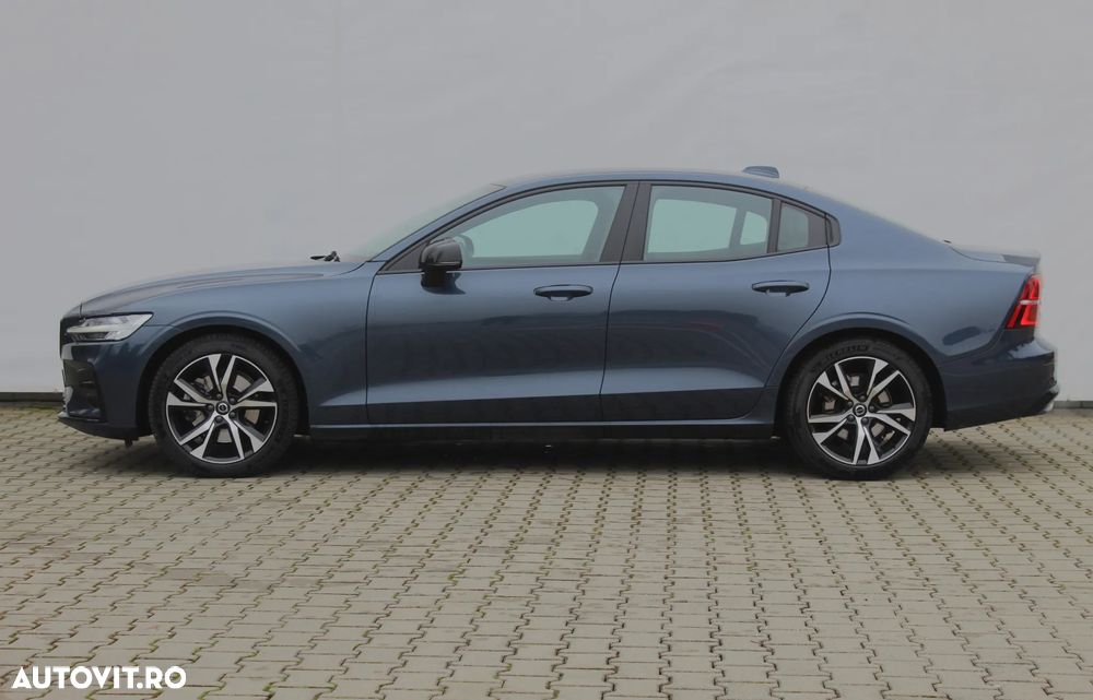 Volvo S60 B4 B DKG Plus Dark - 2