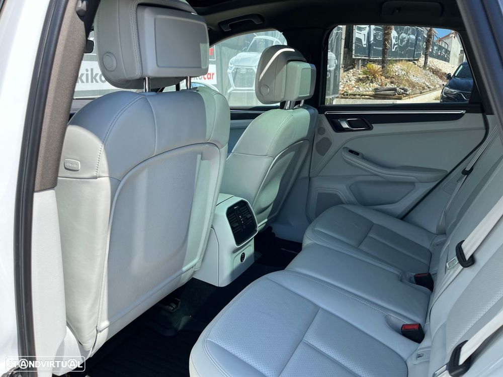 Porsche Macan 2.0T - 52
