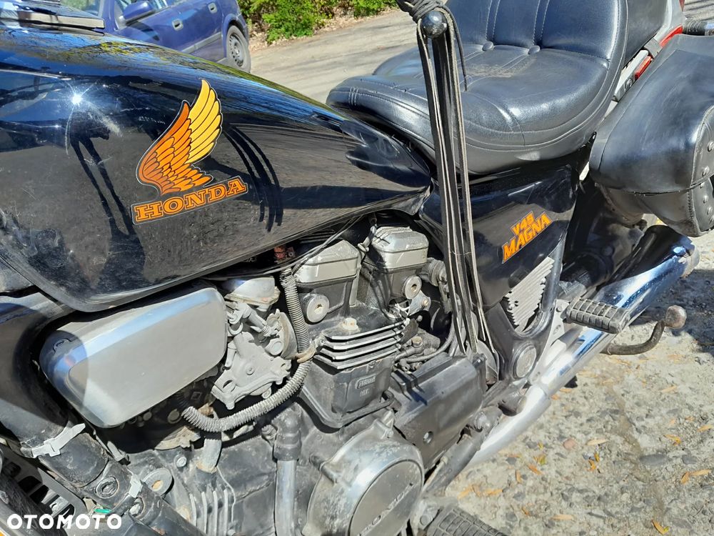 Honda VF - 7