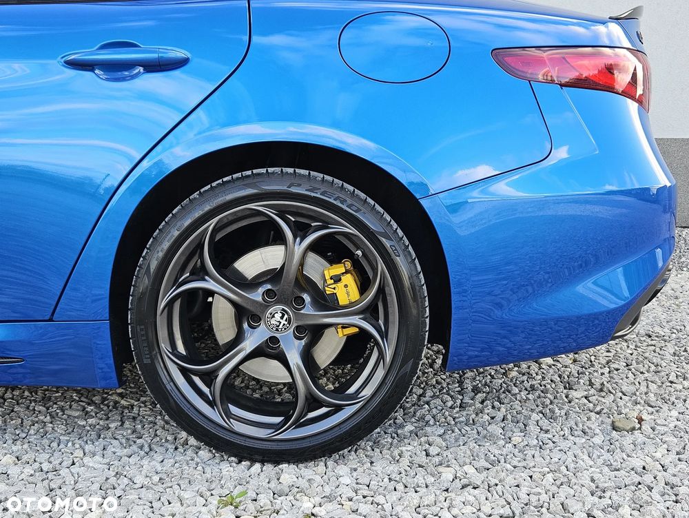 Alfa Romeo Giulia 2.2 D Turbo Veloce TI Q4 - 11