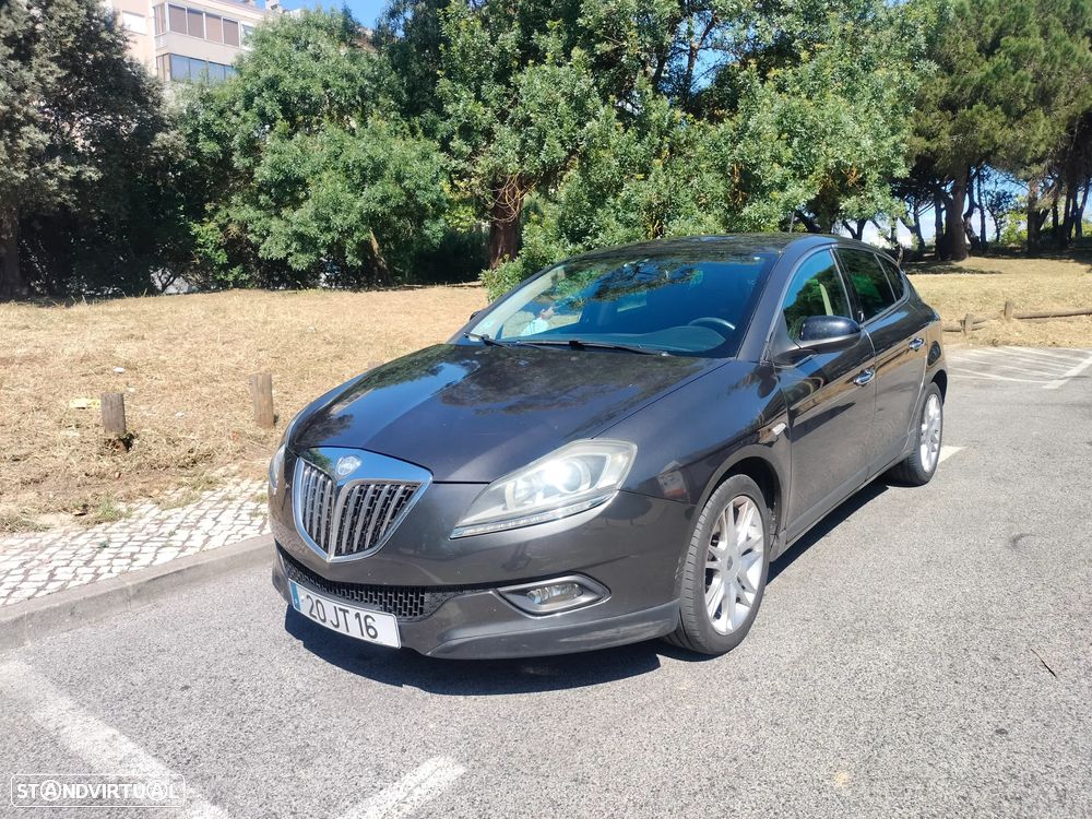 Lancia Delta 1.6 M-Jet Argento - 11