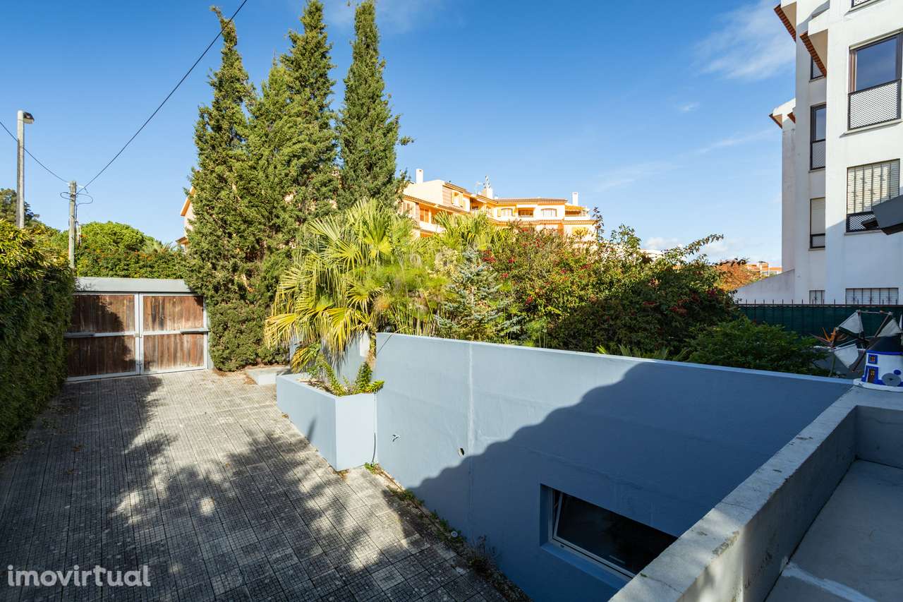 Oásis Familiar em Cascais: Encantadora Moradia na Bicuda com Jardim e - Grande imagem: 4/60