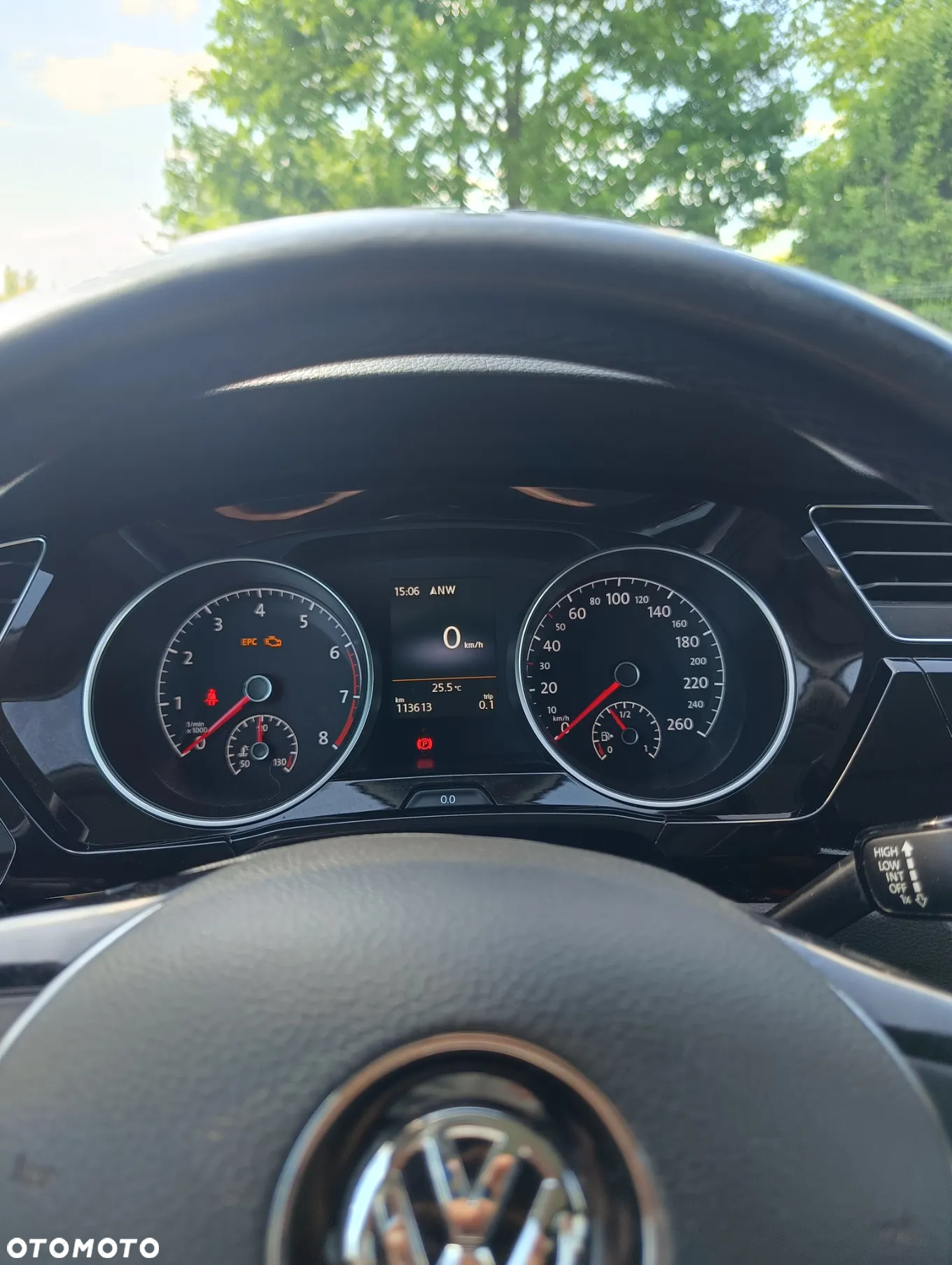 Volkswagen Touran - 10