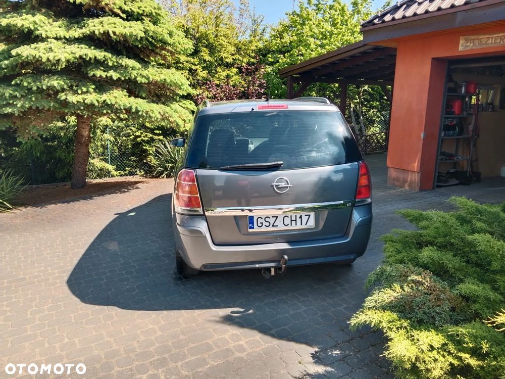Opel Zafira - 4