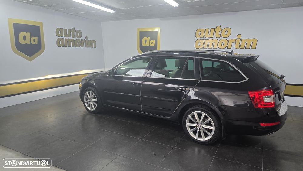 Skoda Octavia Break 1.6 TDi Elegance DSG - 11