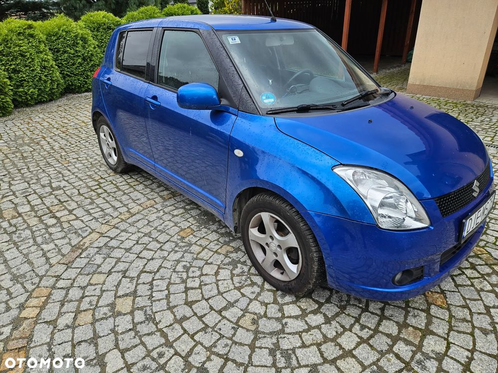 Suzuki Swift - 3