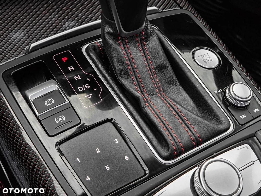 Audi A6 Avant 3.0 TDI quattro S tronic - 38