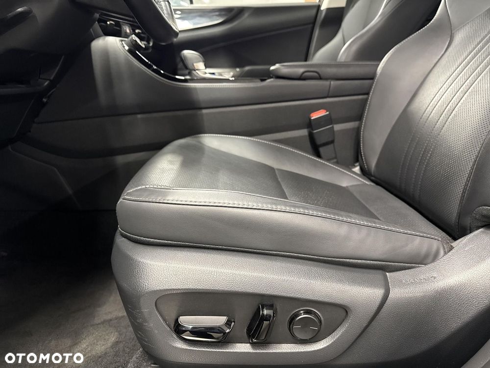 Lexus NX 350h Business AWD - 13