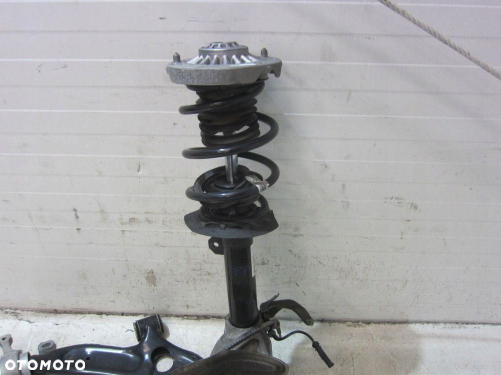 BMW X1 F48 ZWROTNICA PRZEDNIA PRAWA 6876646 WAHACZ AMORTYZATOR 31216876646 - 3